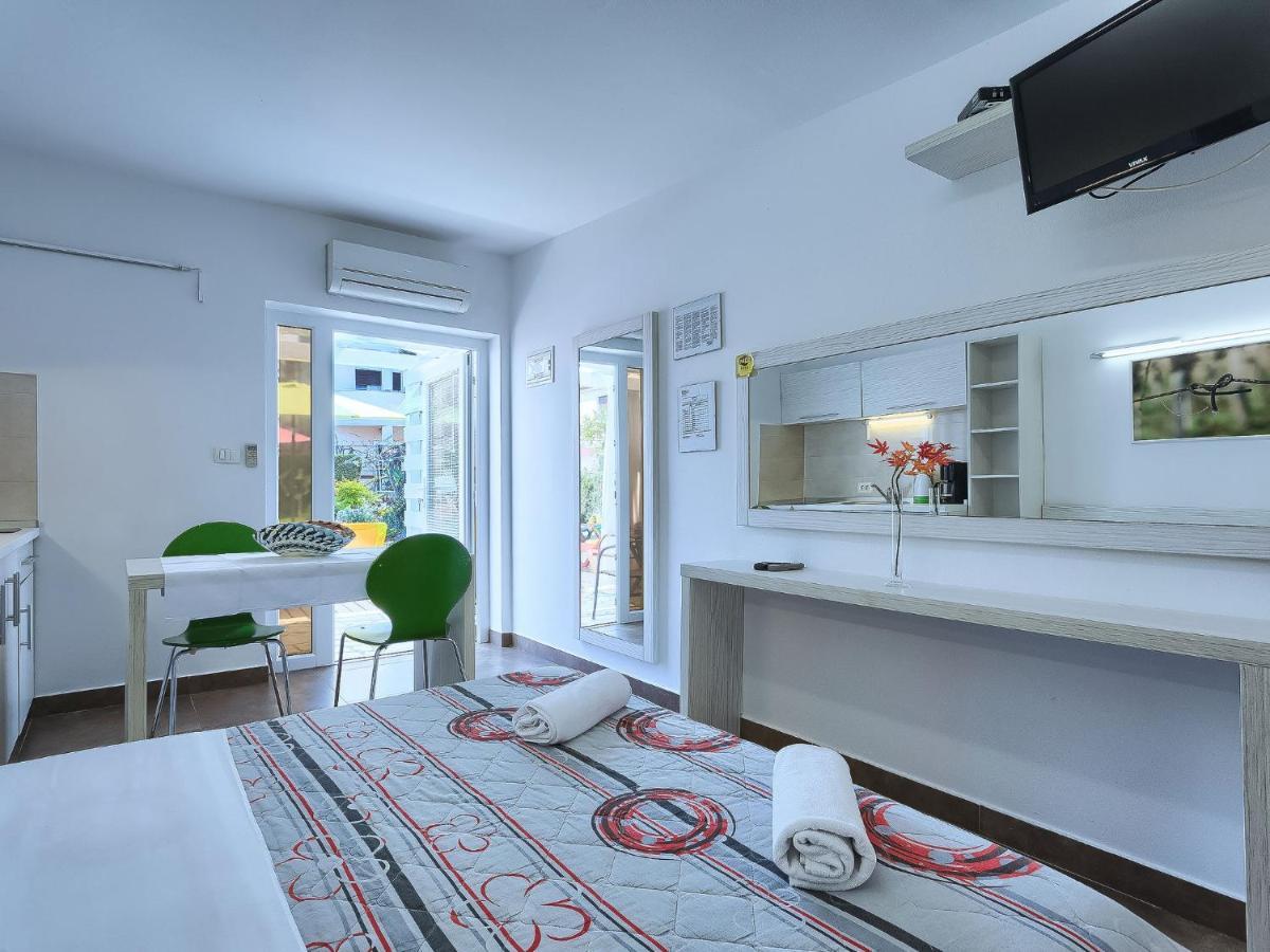Apartment Nika-9 By Interhome Umag Extérieur photo